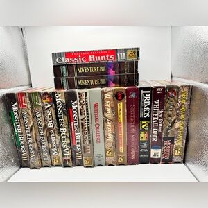 Lot of 18 vintage classic hunting VHS monster buck Realtreee Whitetail Challenge